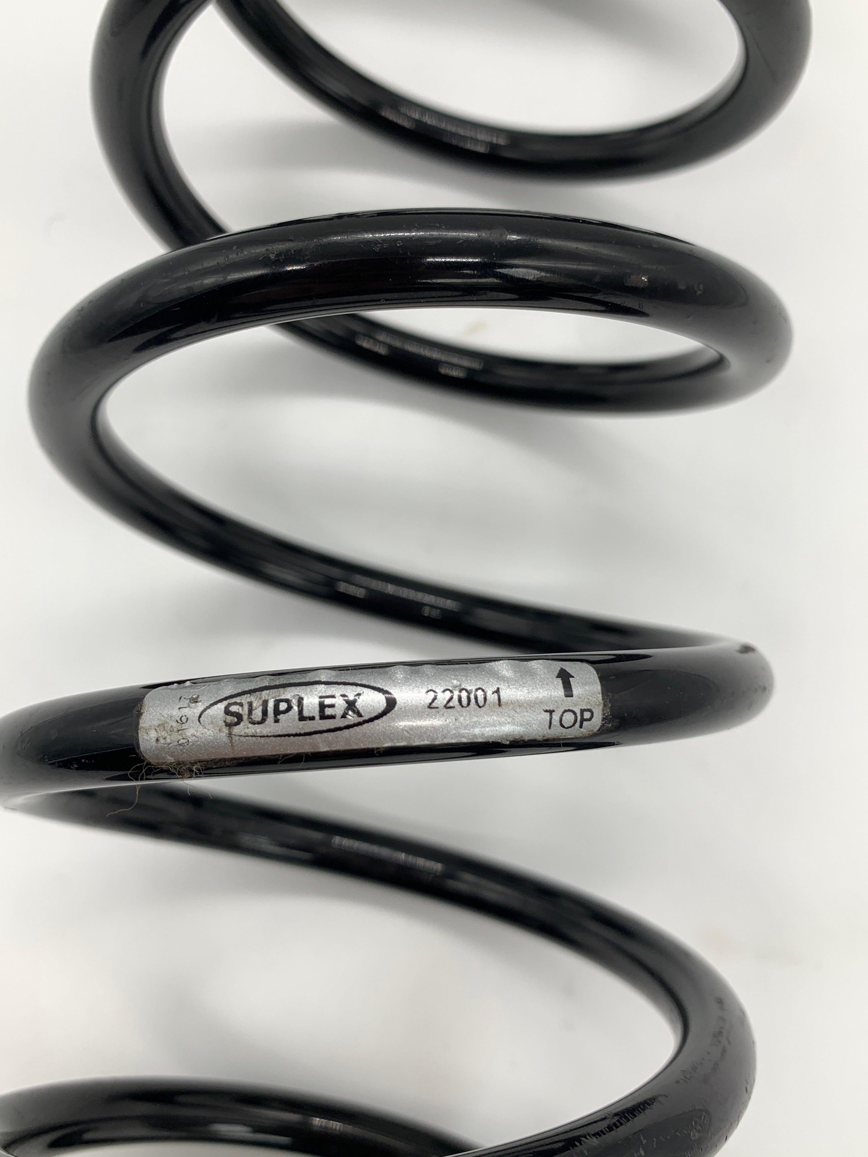 NOS Suplex RH front coil spring, 22001