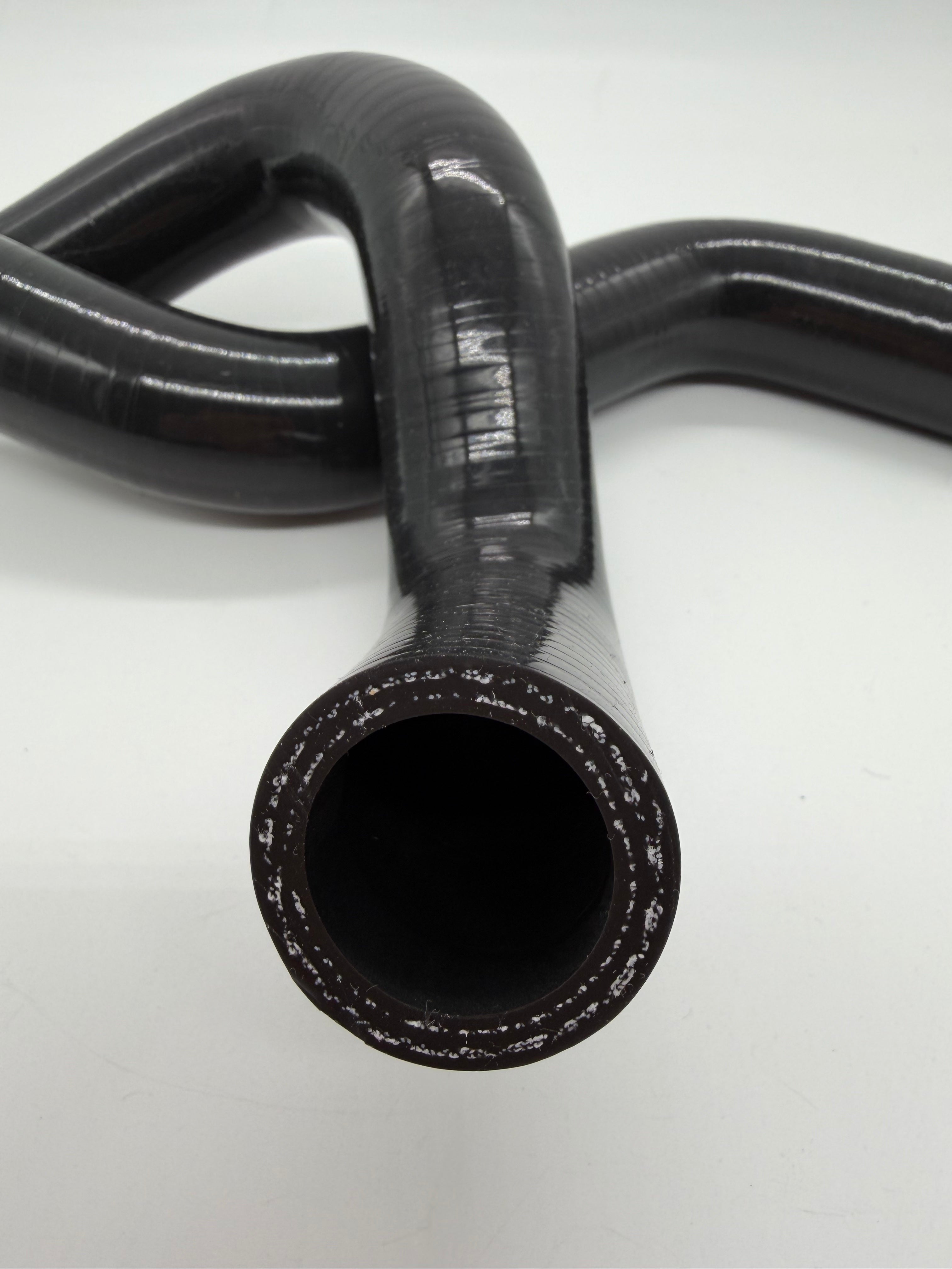 New silicone radiator hoses for Nissan Pao