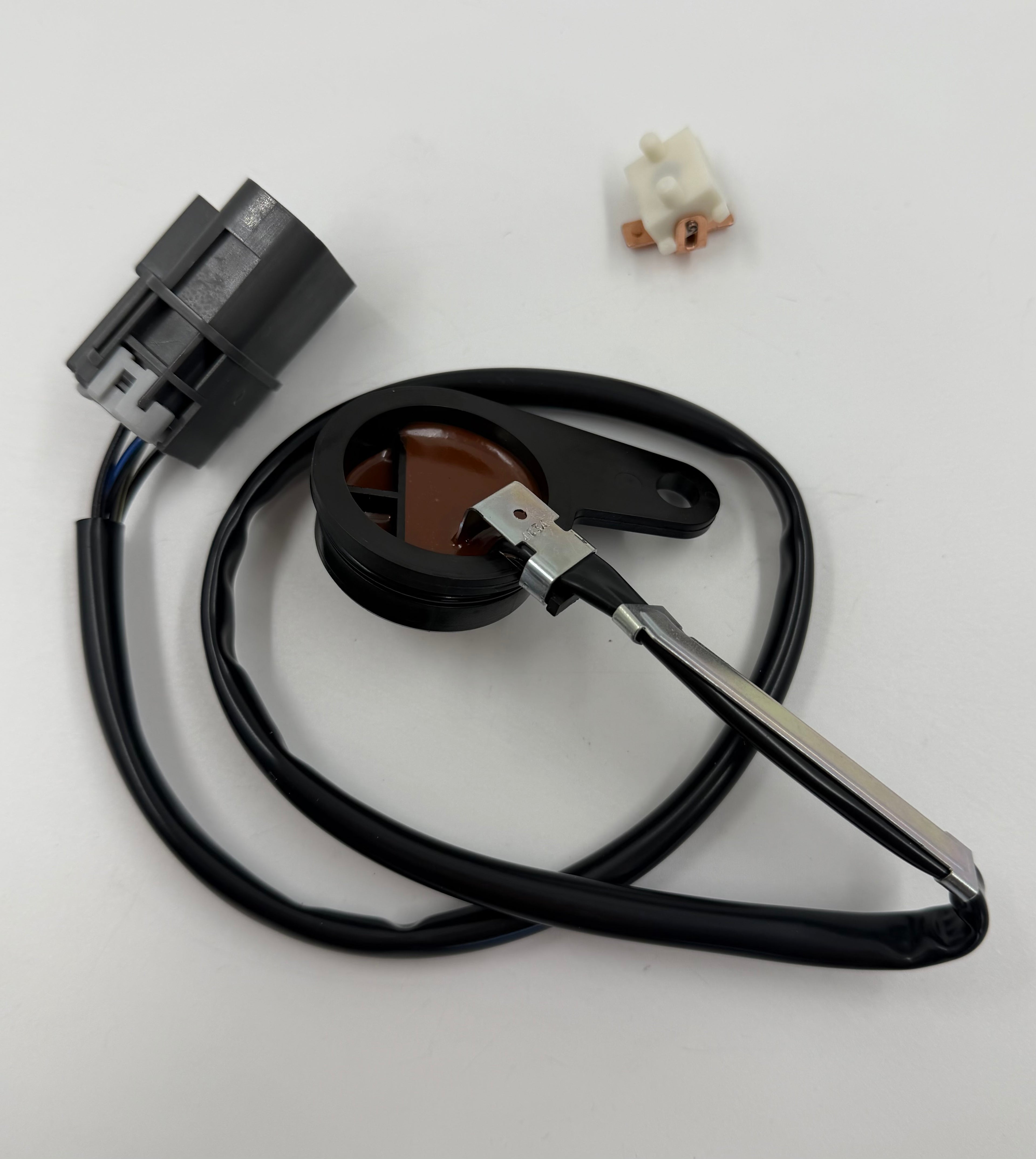 New Nissan reverse switch for manual gearbox, for Pao and facelift K10