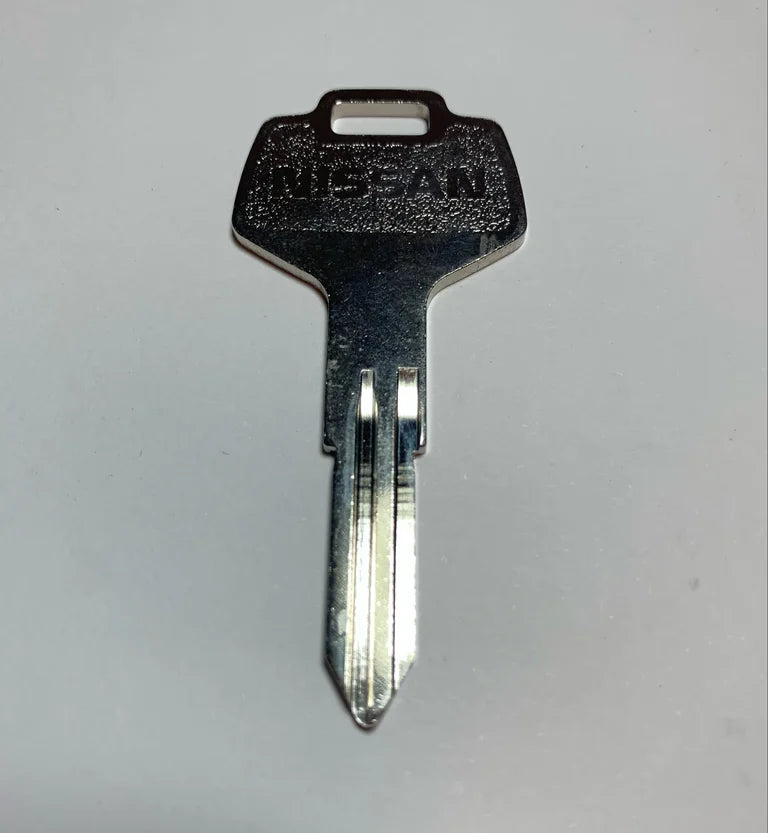 SOLD OUT New Nissan genuine new key blank