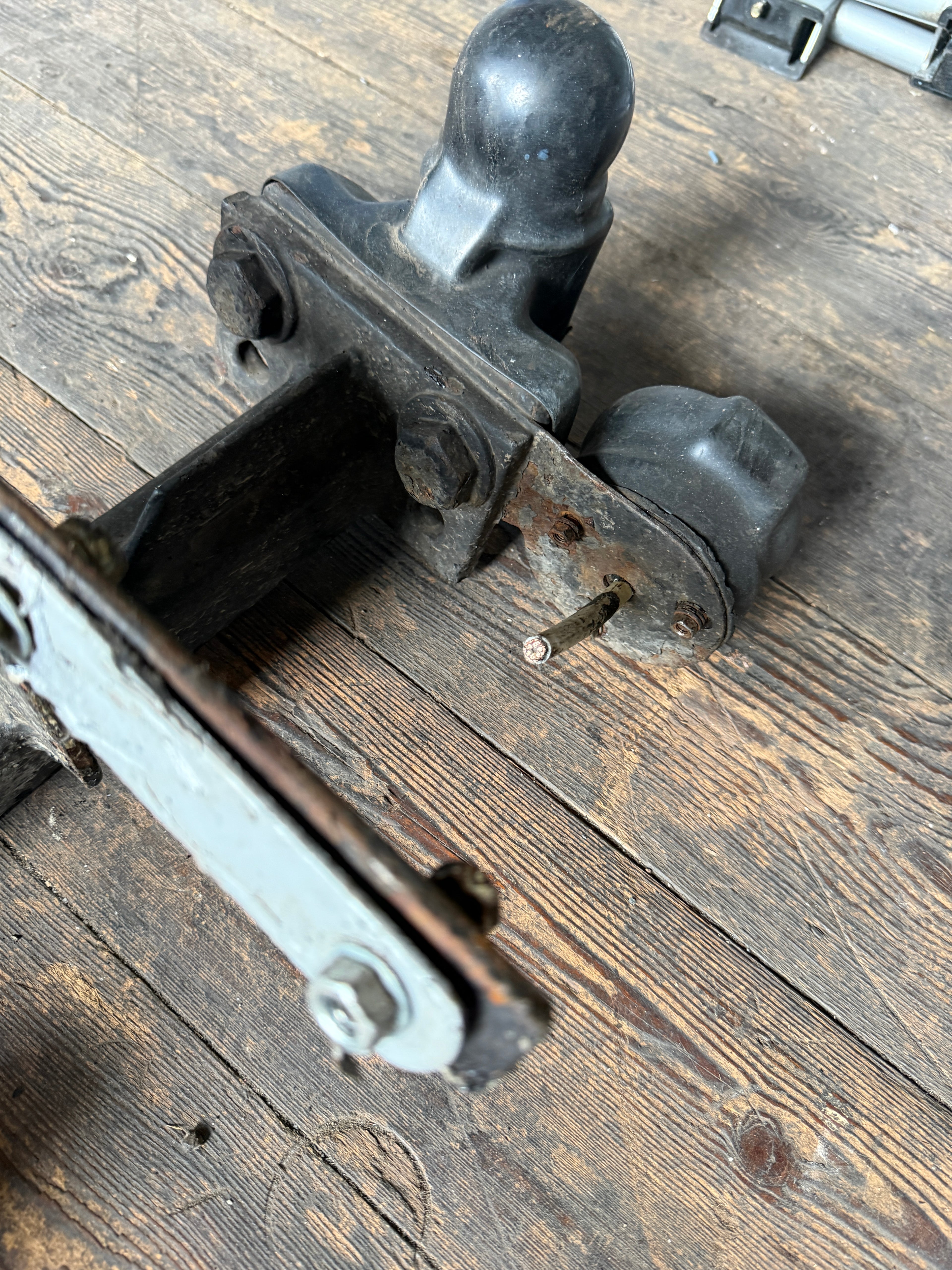 Nissan Micra K10 Tow Bar