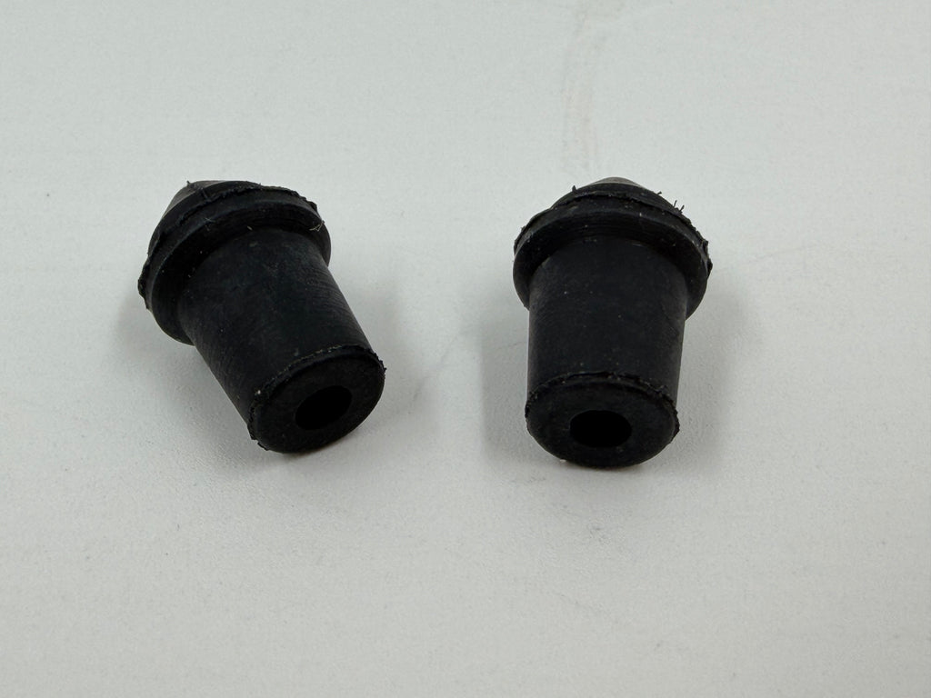 New genuine Nissan gas/petrol flap bump stops