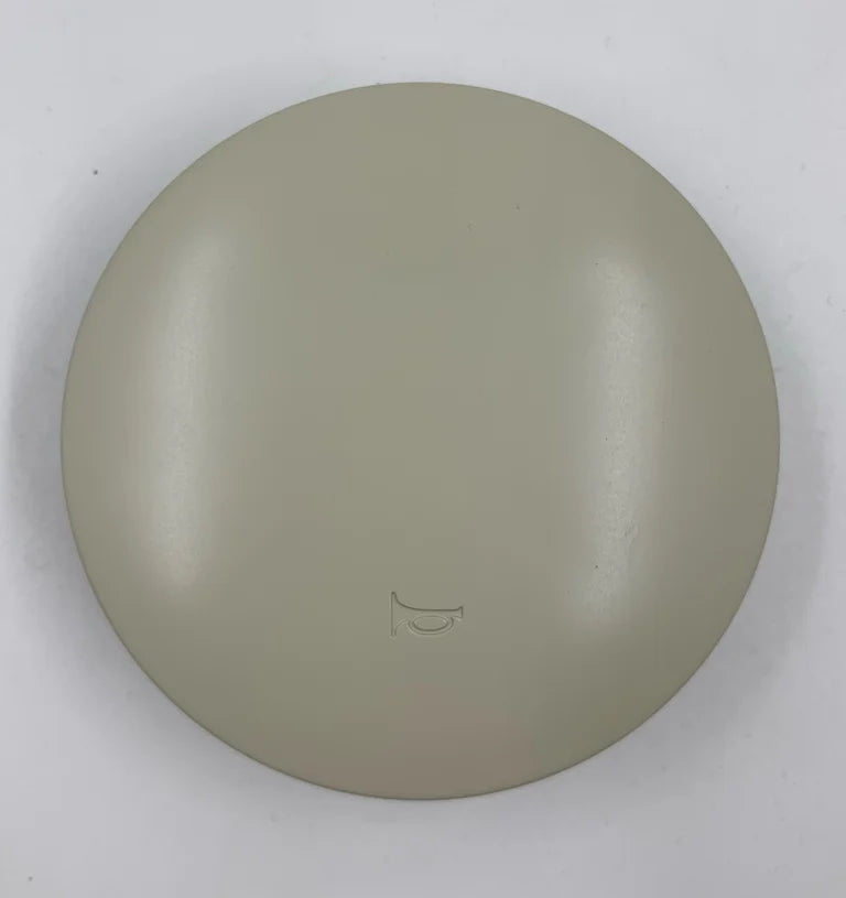 New Nissan Pao horn press, in ivory or black.