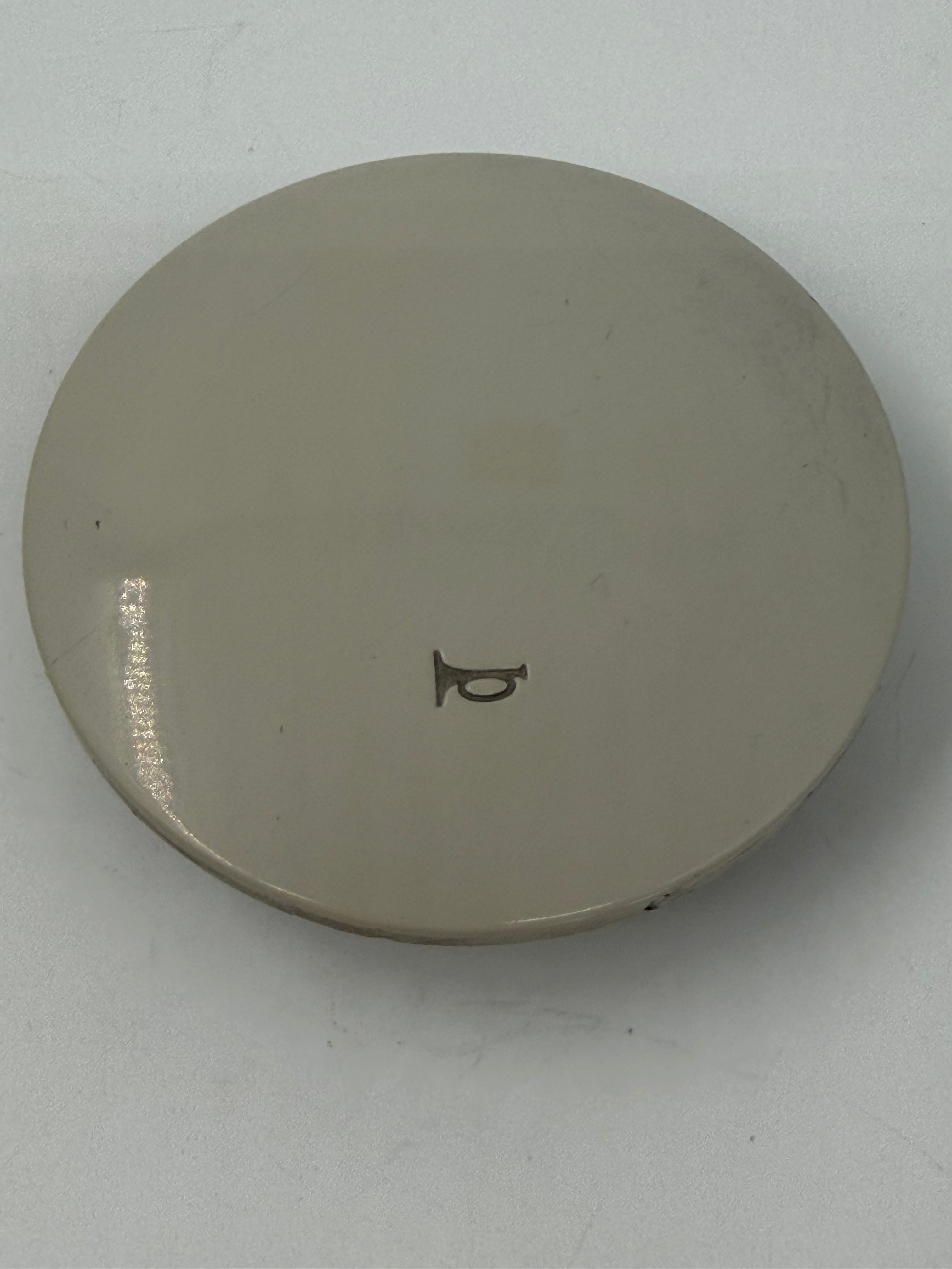 Used genuine Nissan Pao ivory horn press