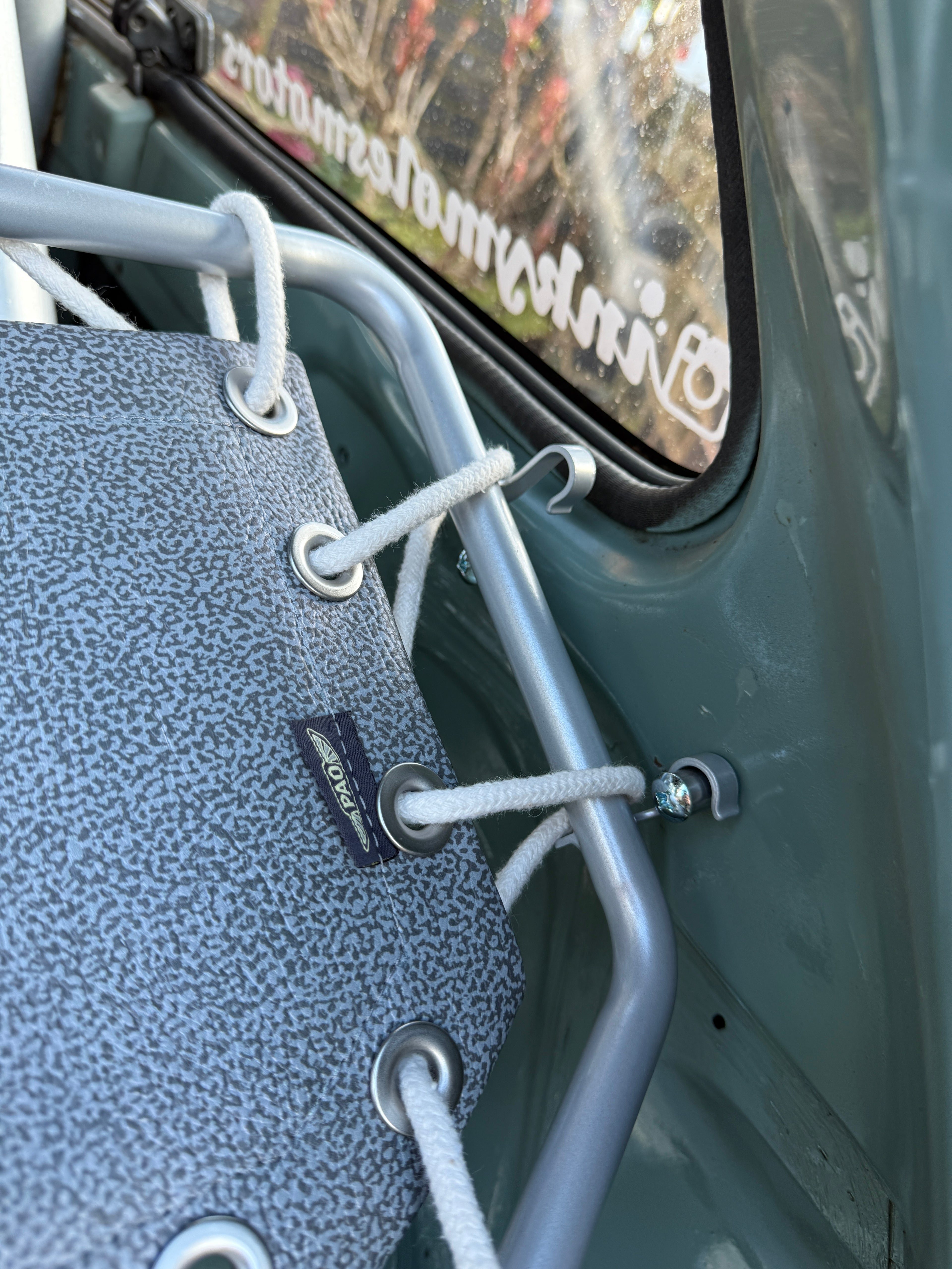 Parcel Shelf Hammocks / made to order