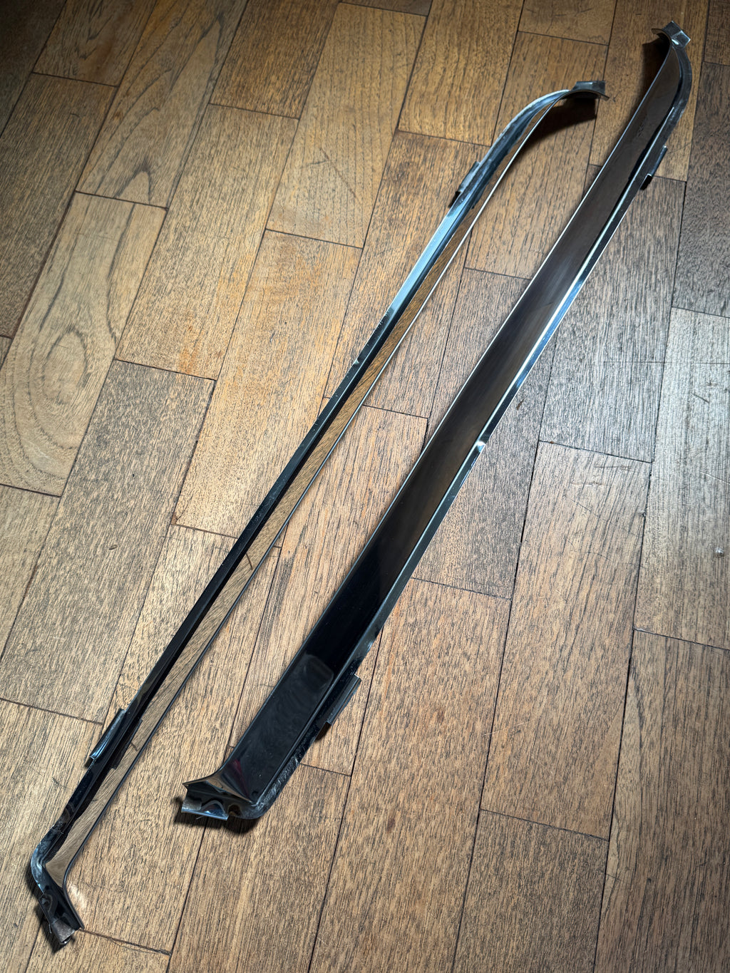 Used original Nissan 'optional extra' door sun visors for Pao