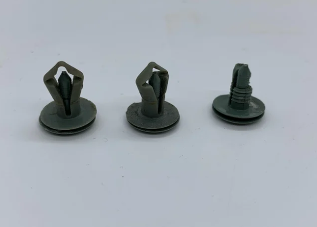 USED 'Olive' A pillar fixings.