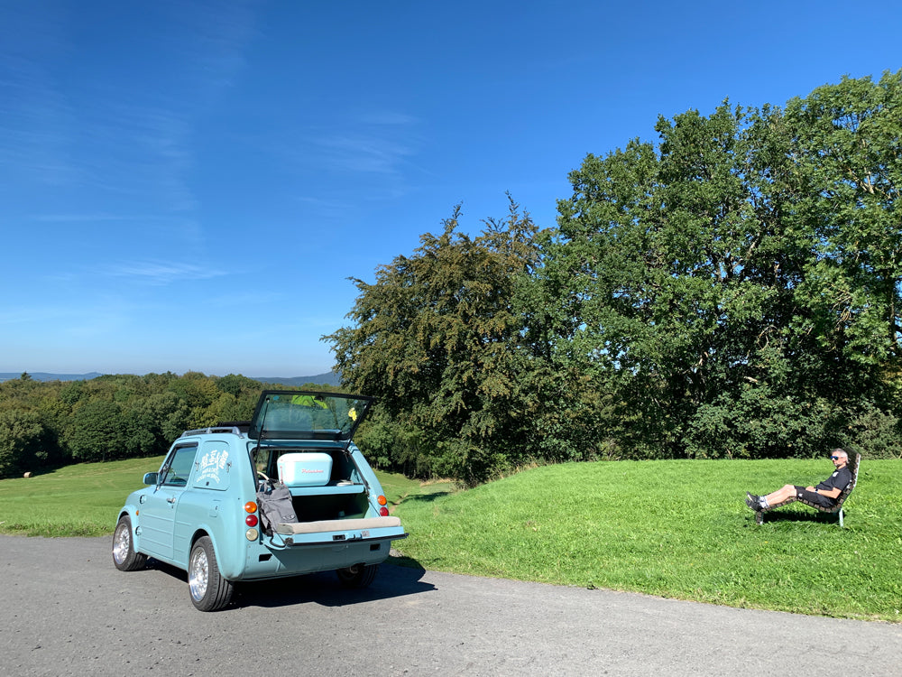 New: Pao Cushioned Tailgate Seat